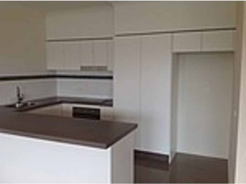 37/1B Jarama Blvd, Epping VIC 3076