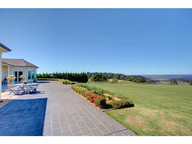 269  Donalds Range Road, Razorback NSW 2571