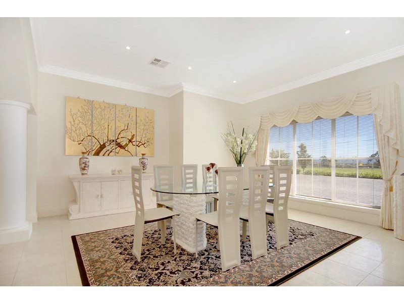 269  Donalds Range Road, Razorback NSW 2571