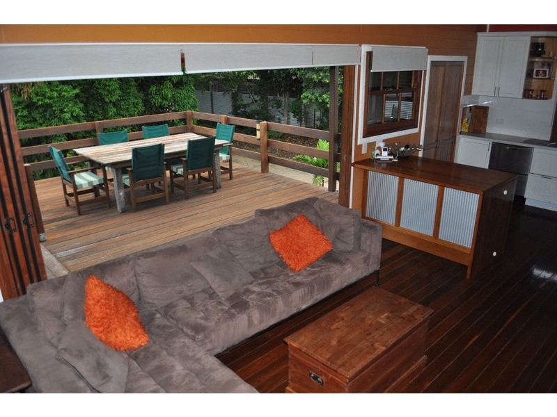 24-26 Power St, Yeppoon QLD 4703