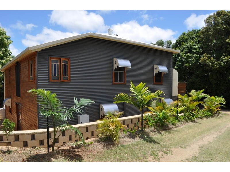 24-26 Power St, Yeppoon QLD 4703