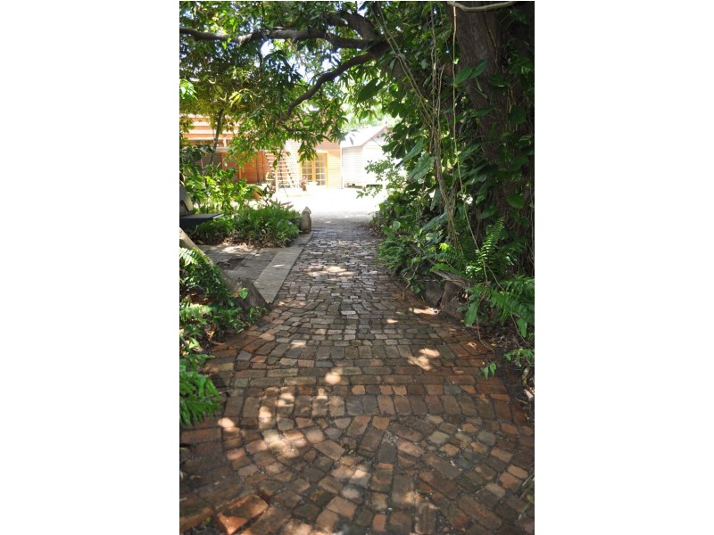 24-26 Power St, Yeppoon QLD 4703