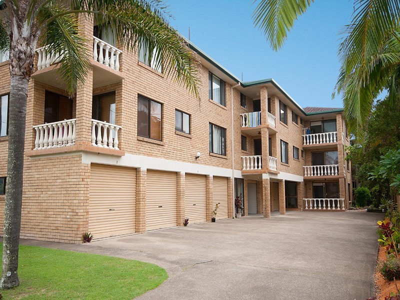 1/19 Sunbrite Avenue, Mermaid Beach QLD 4218