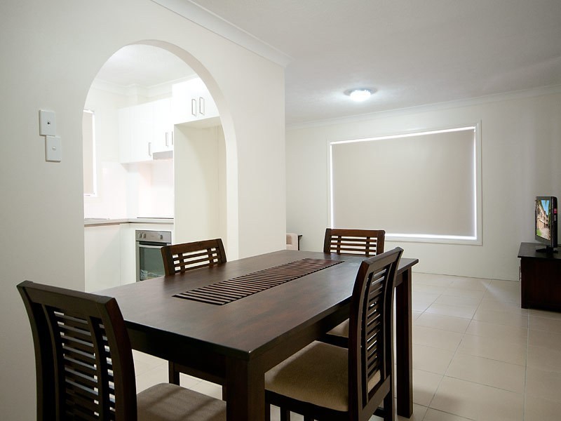 1/19 Sunbrite Avenue, Mermaid Beach QLD 4218