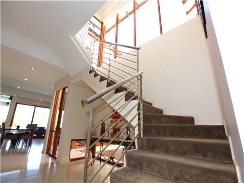 6 Driftwood Avenue, Karrinyup WA 6018