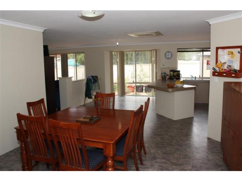 8C Forrest Road, Capel WA 6271