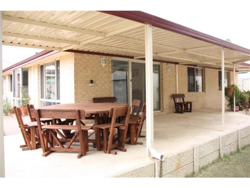 8C Forrest Road, Capel WA 6271