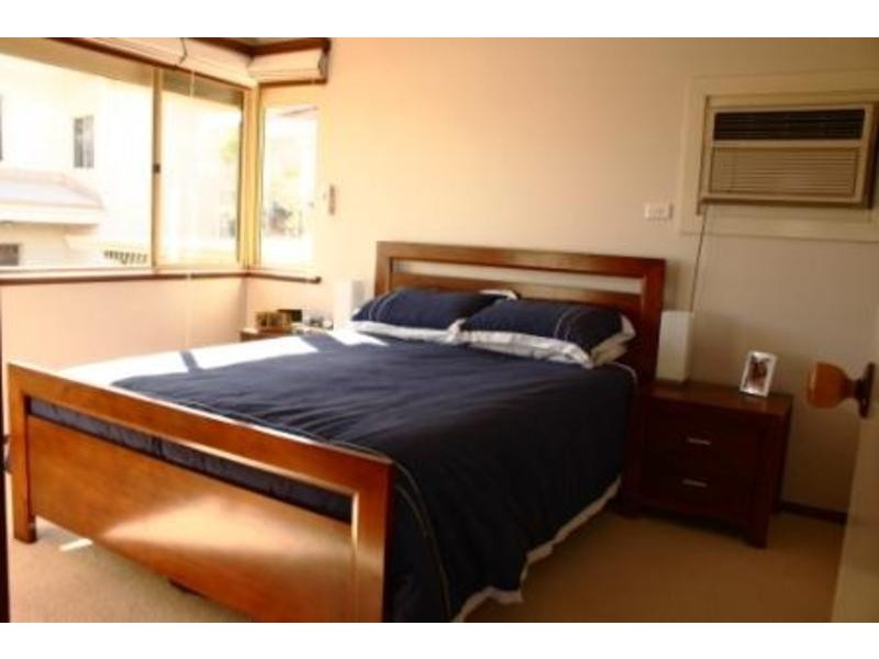 3/206 Melville Parade, Como WA 6152