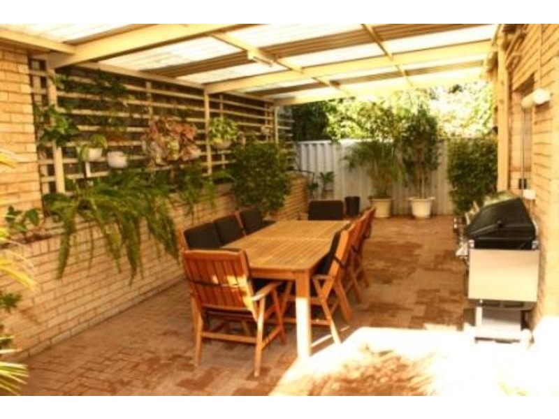 3/206 Melville Parade, Como WA 6152