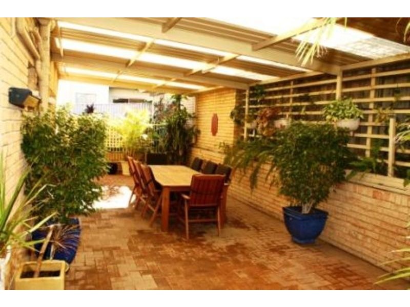 3/206 Melville Parade, Como WA 6152