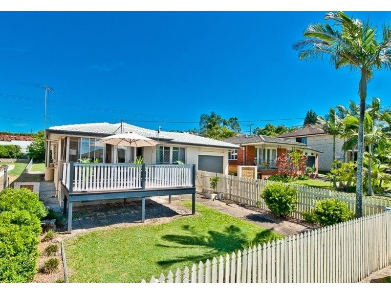 34 Blenheim Street, Chermside West QLD 4032