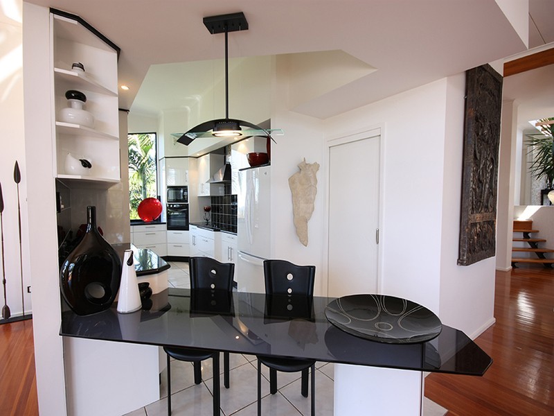 Armstrong Creek QLD 4520