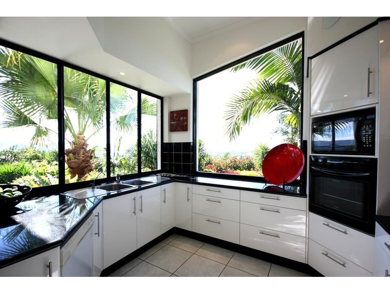 Armstrong Creek QLD 4520