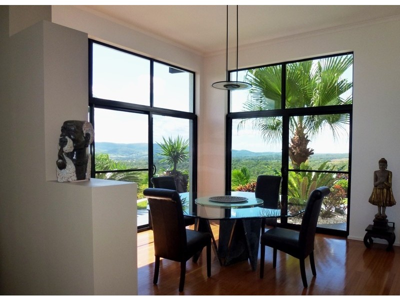 Armstrong Creek QLD 4520