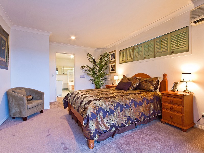 17 Keel Street, Birkdale QLD 4159