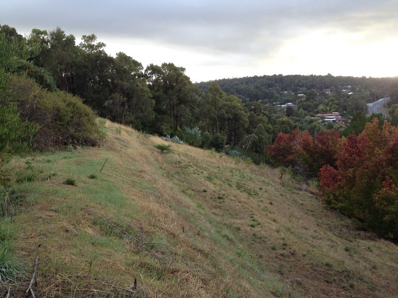 26 Norman  Road, Roleystone WA 6111