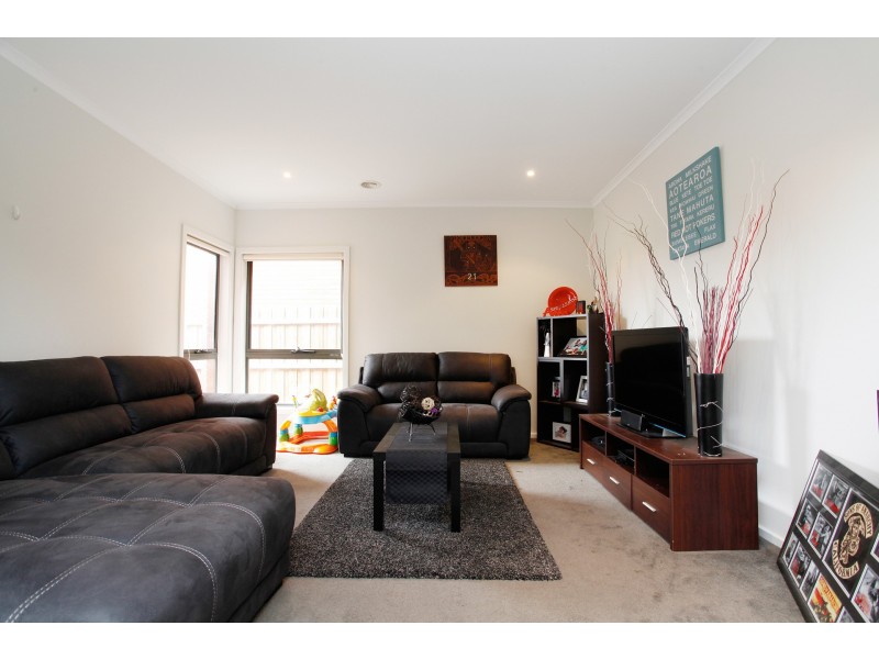 25  Turnstone Drive, Point Cook VIC 3030