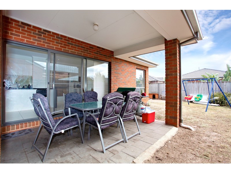 25  Turnstone Drive, Point Cook VIC 3030