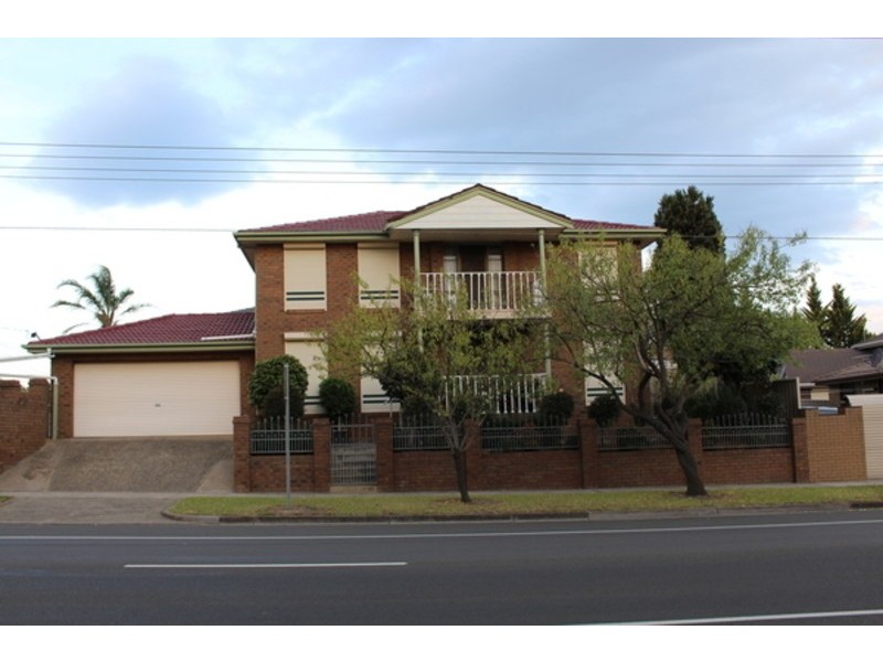 2   Bernambra St, Oakleigh South VIC 3167