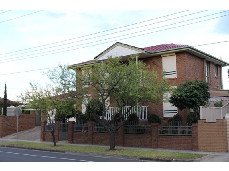 2   Bernambra St, Oakleigh South VIC 3167