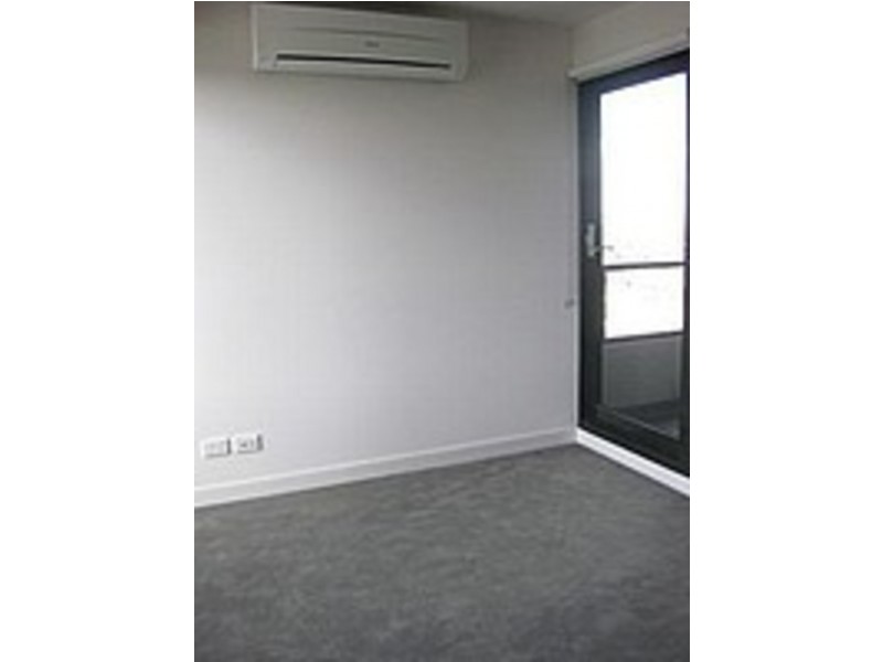 9.08/240 Barkly Street, Footscray VIC 3011