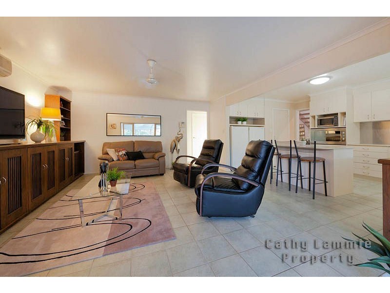 37 MANDALAY STREET, Fig Tree Pocket QLD 4069