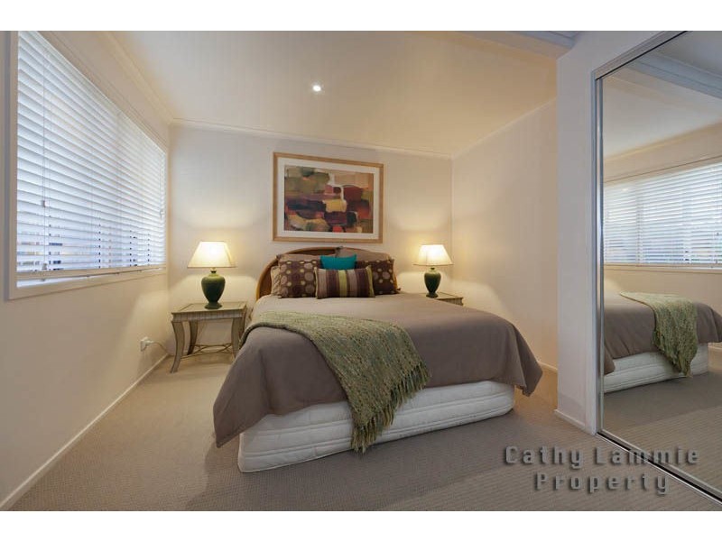 37 MANDALAY STREET, Fig Tree Pocket QLD 4069