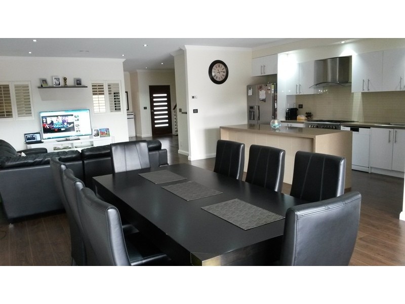 5 Knoll Walk, Epping VIC 3076