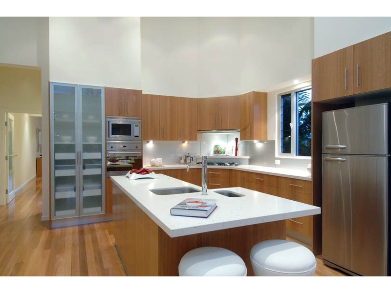 2/117  Laguna Avenue, Palm Beach QLD 4221
