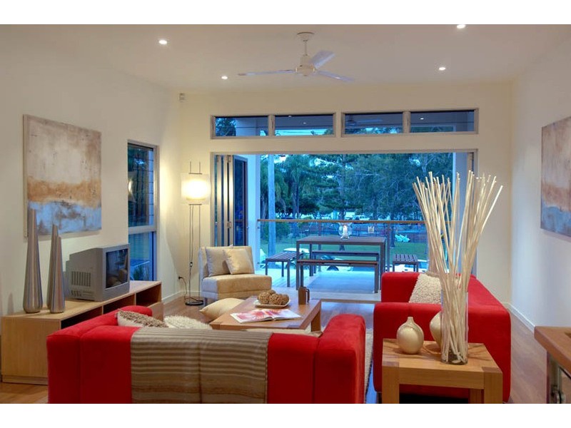 2/117  Laguna Avenue, Palm Beach QLD 4221