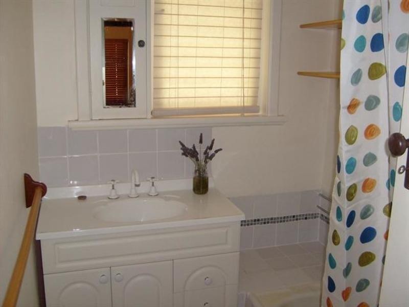 34 Upton Street, St James WA 6102