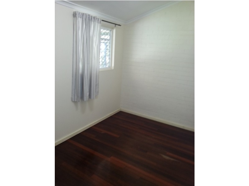 34 Upton Street, St James WA 6102