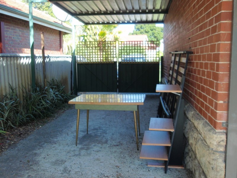 34 Upton Street, St James WA 6102