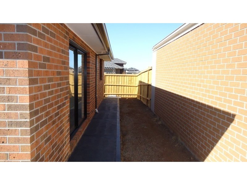 1 Diadem Way, Williams Landing VIC 3027