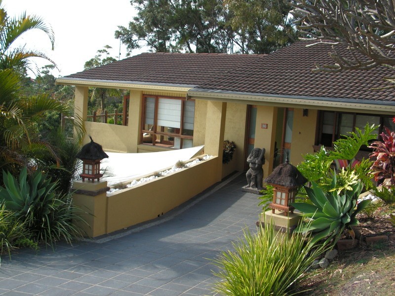 25 Parkes Drive, Coffs Harbour NSW 2450