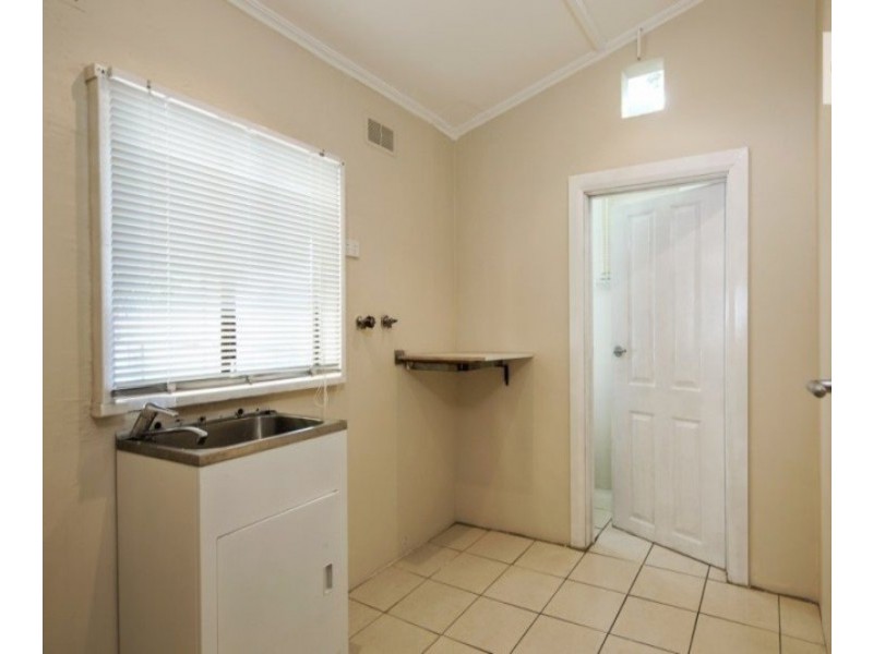 7 Liberton Ave, Croydon Park SA 5008