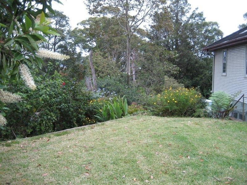 37B ST JOHNS AVE, Mangerton NSW 2500