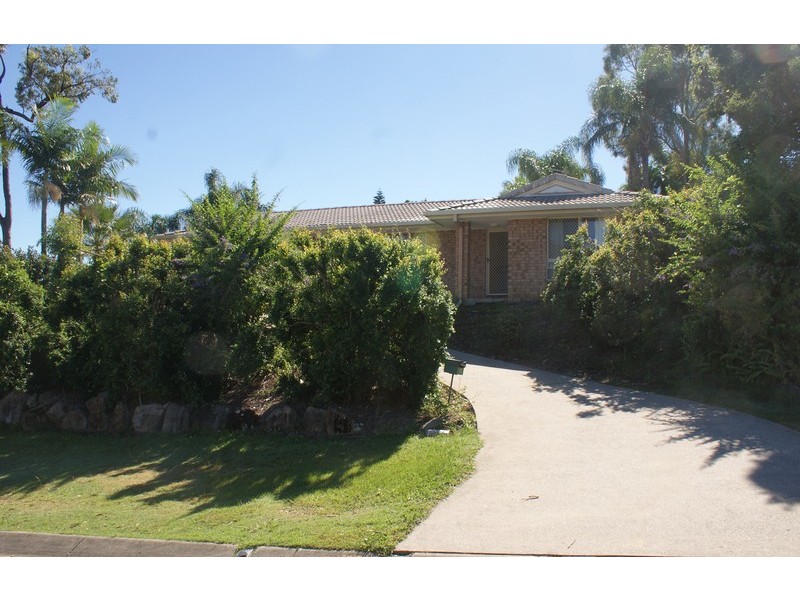 2  Errol Flynn Ct, Parkwood QLD 4214