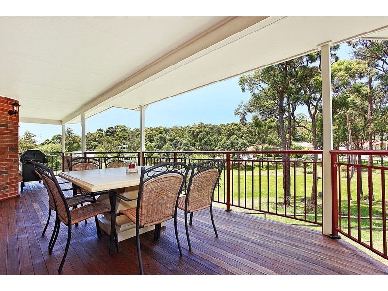 14 Warburton Close, Macquarie Hills NSW 2285