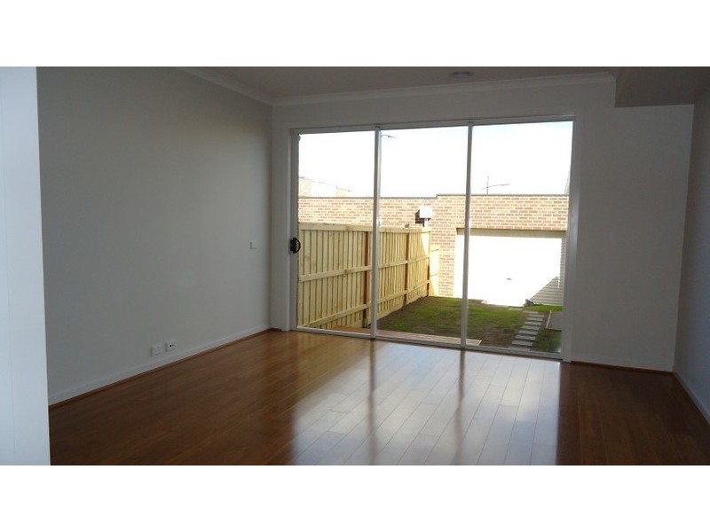 25 Camera Walk, Coburg VIC 3058