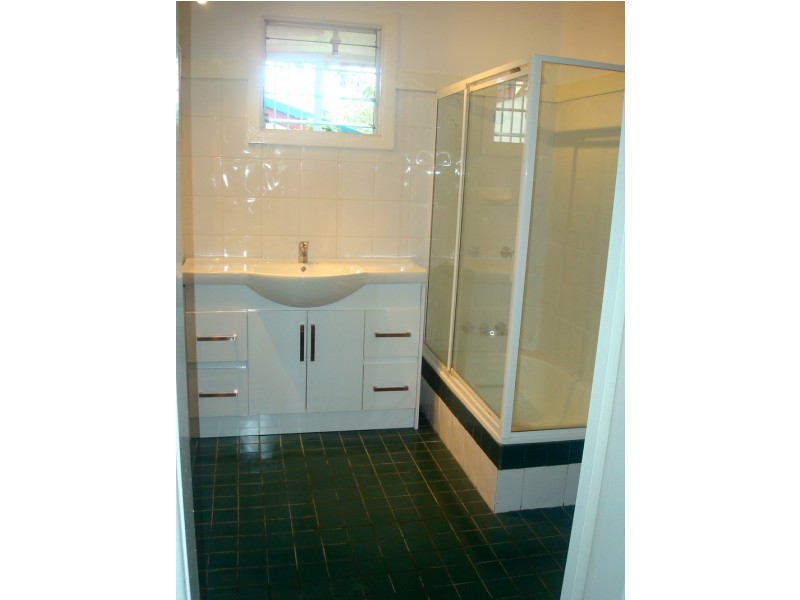 14 Collings Street, Balmoral QLD 4171