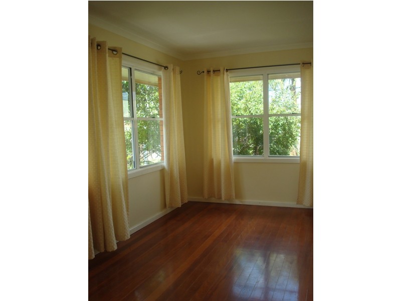 14 Collings Street, Balmoral QLD 4171