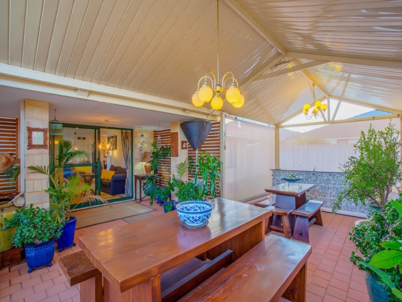 9 Karalla Elbow, Quinns Rocks WA 6030