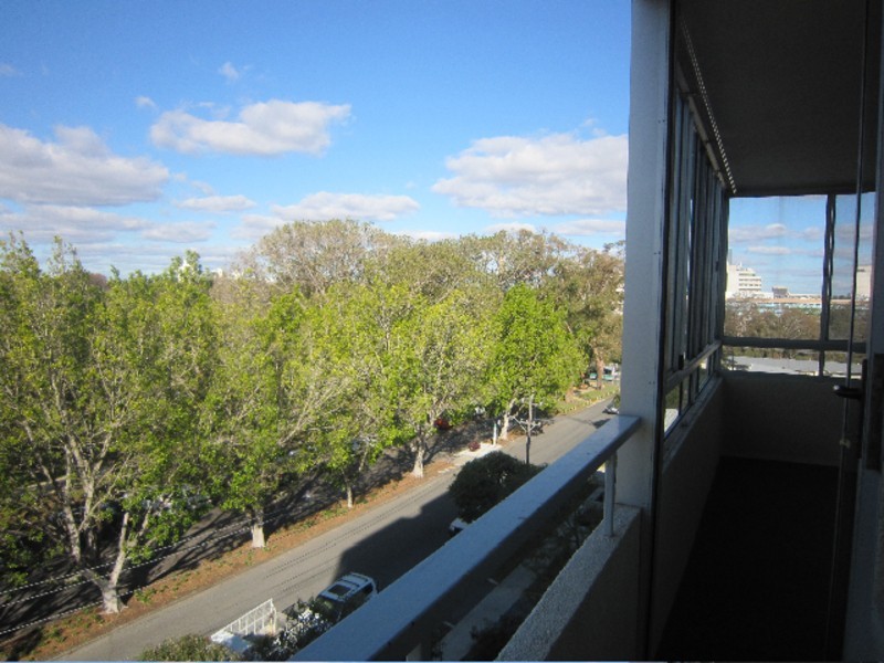 165  Derby Rd, Shenton Park WA 6008