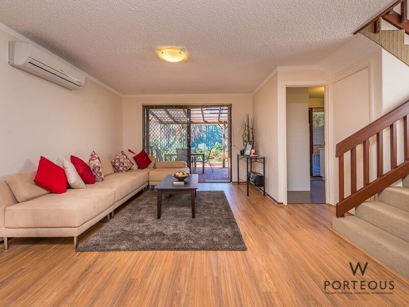 8/5 Elliott Road, Claremont WA 6010