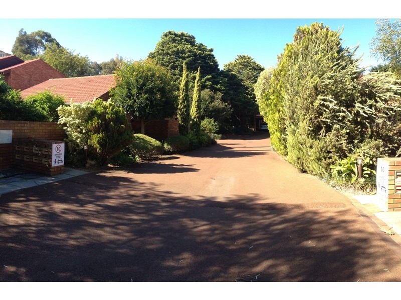 8/5 Elliott Road, Claremont WA 6010
