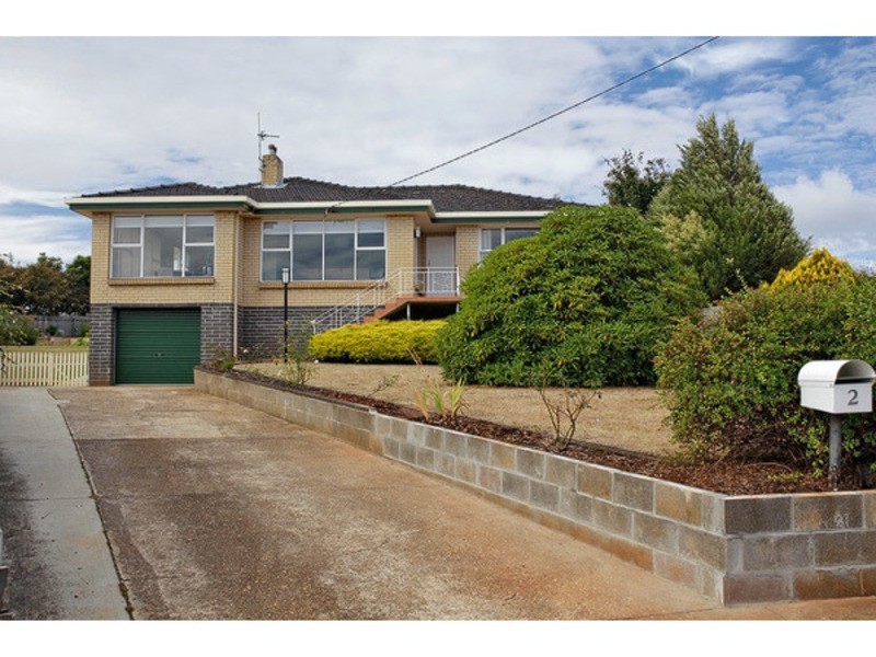 2 Ash Court, Devonport TAS 7310