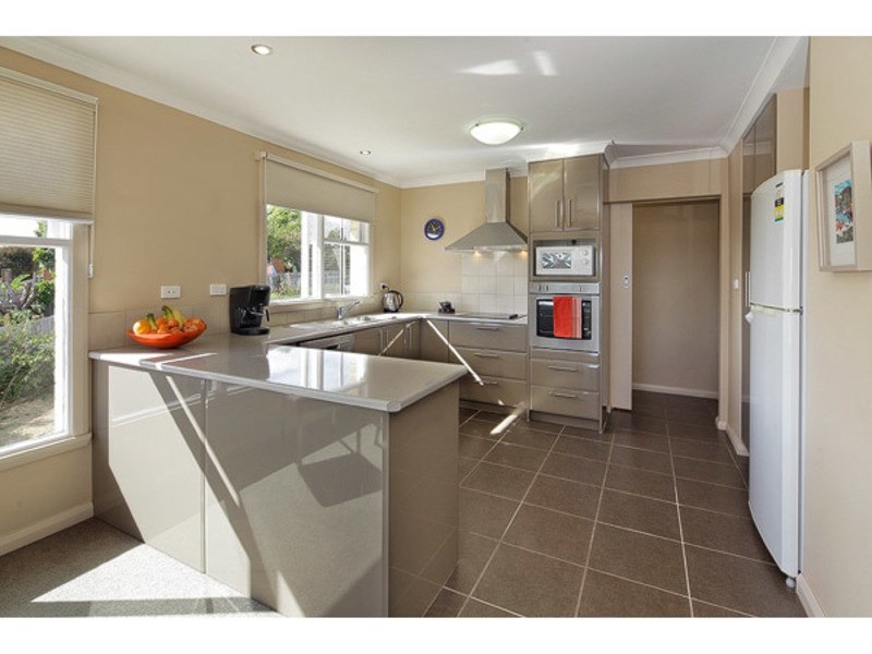 2 Ash Court, Devonport TAS 7310