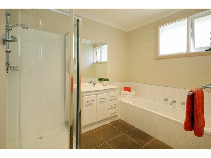 2 Ash Court, Devonport TAS 7310