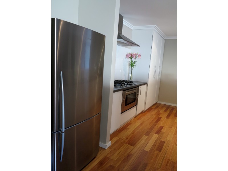 16 Jubilee Road, Glen Iris WA 6230